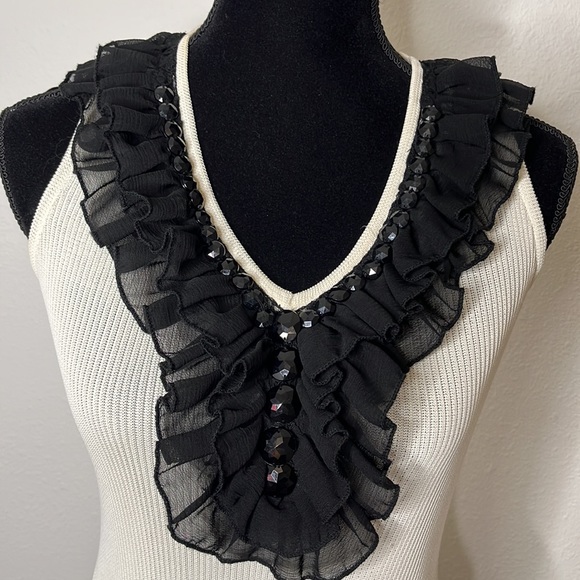 St. John Couture size Medium beaded, ruffled, ribbed sleeveless - Picture 3 of 16